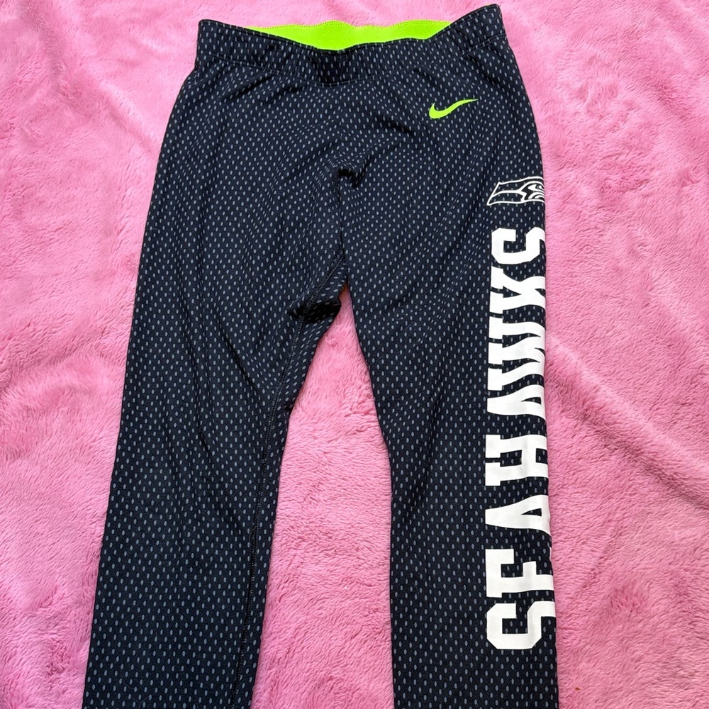 Nike NFL Team Apparel Womens 💚🏈💙Seahawks Leggings w/ Polka Dots